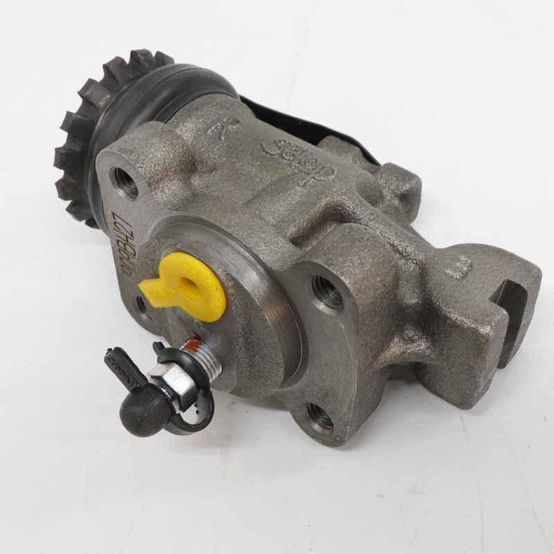 Isuzu Truck Qingling 600P Front & Rear Brake Sub-Cylinder, National V 4KH1 Model