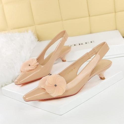 Fashion French Fashion Square Toe Flower Hollow Out Women Shoes Patent Leather Shiny Comfortable Strap Heels