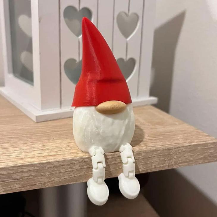 Small Christmas Tree Movable Joints Tabletop Christmas Tree Ornaments Home Decor Sculpture for Holiday Indoor Entryway Bedroom