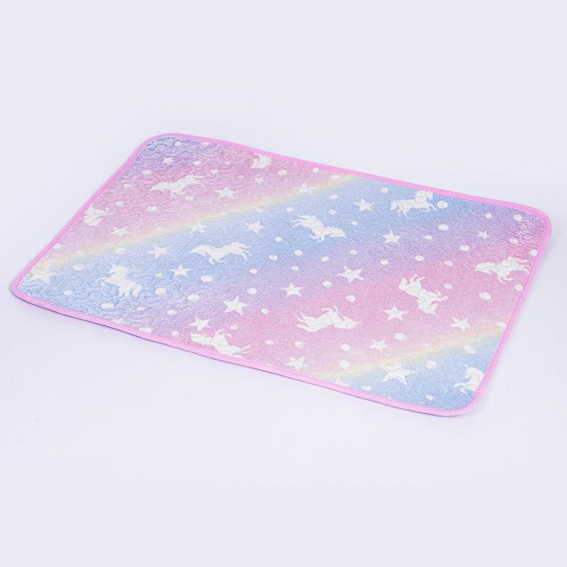 Winter Pet Urine Pad Breathable and Absorbent Dog Urine Pad Machine Washable Non-slip Urine Pad Training Urine Pad Luminous Mat