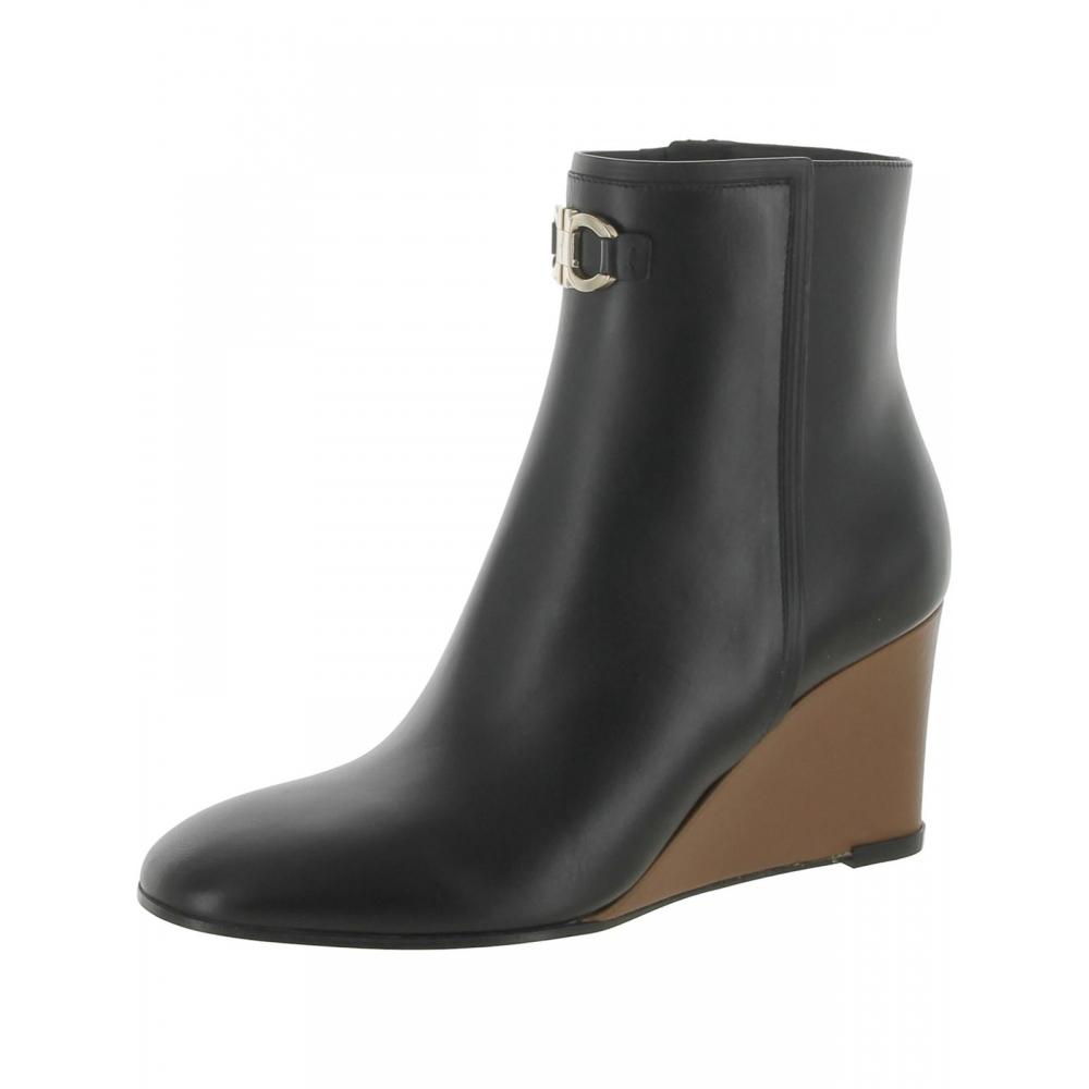 

Salvatore Ferragamo Catuja Женские кожаные ботинки на танкетке с украшением