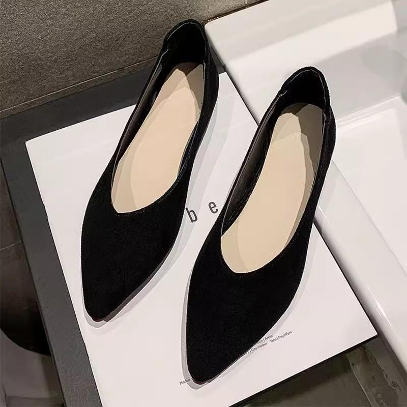 Work shoes women's black soft leather comfortable small leather shoes women's V-mouth pointed flat sole shoes women's professional work women's sh