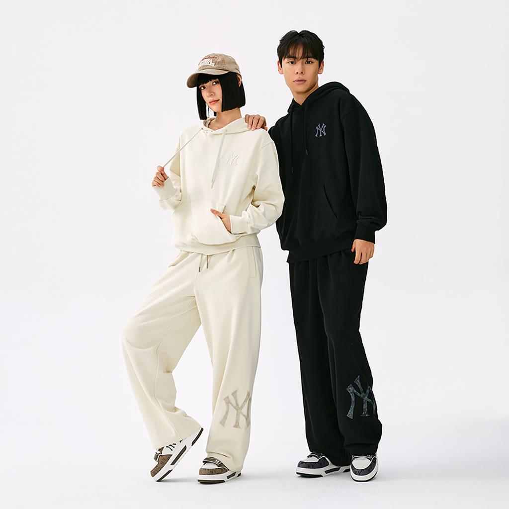 New MLB MONOGRAM Collection New York Yankees 25FW Sweatshirt Unisex 3AHDM0454-50CRD