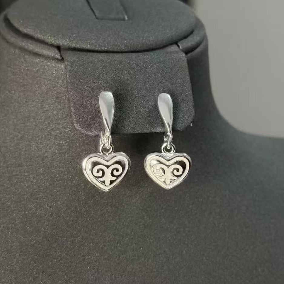 Heart-shaped Vintage Earrings For Women One Size
