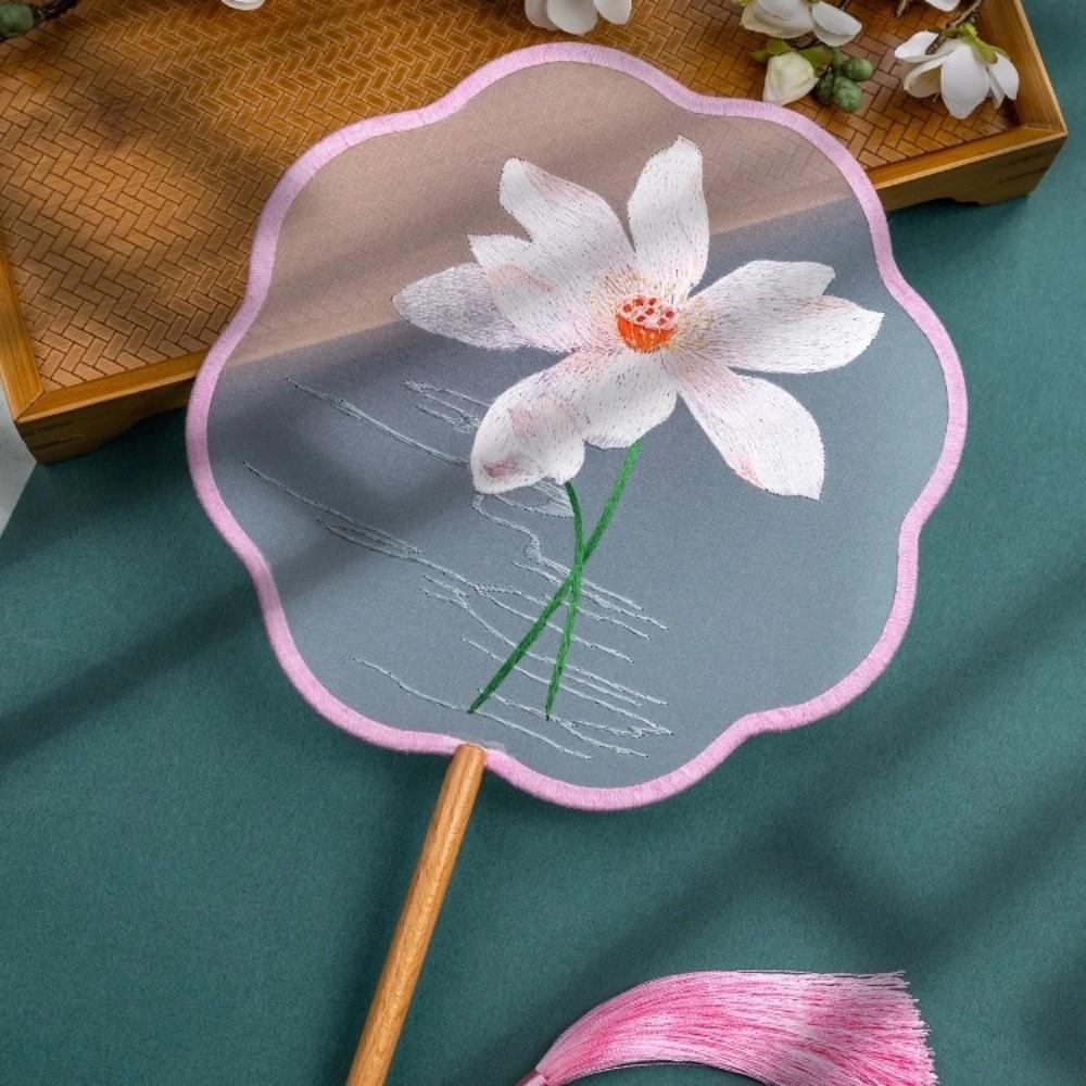 Handheld Silk Fan Floral Pattern Tuan Fan Group Fan Chinese Style Embroidery Fan  Home Decor