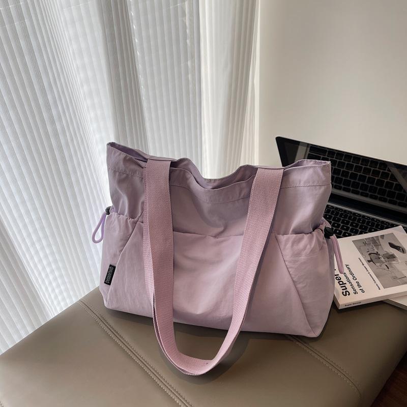 Lightweight Casual Nyl Bag for Women Summer Simple Large Capacity Single Shoulder Commuter Bag Versatile Fitness Yoga Tote Bag