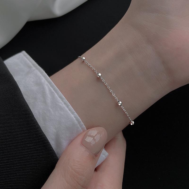 Elegant 18K Gold Titanium Steel Bracelets: European & American Fashion, Non-fading, Women's Versatile Personality Hand Jewelry