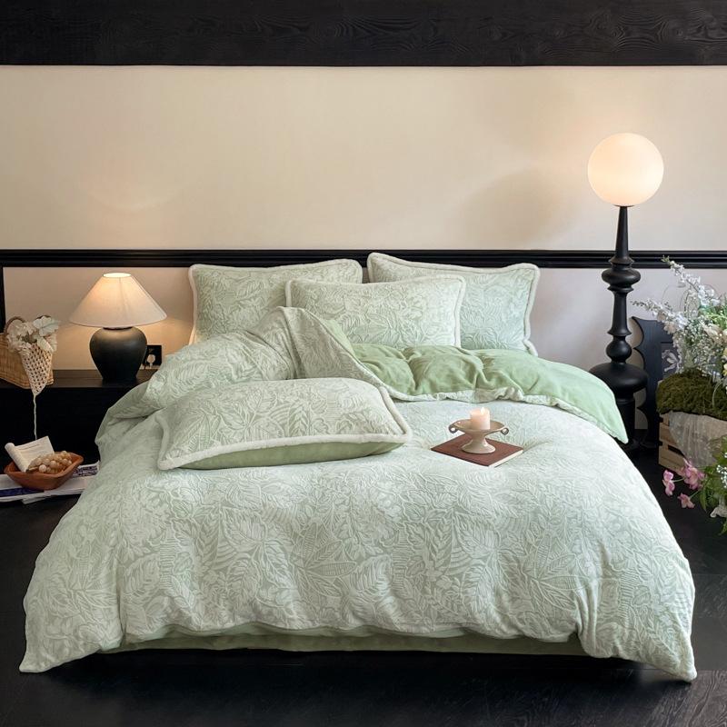 

Light Luxury Thickened Milk Fleece Four-Piece Set Three-Dimensional Engraved Thickened Coral Fleece Quilt Cover Warm Bedding 1.5m 4pc