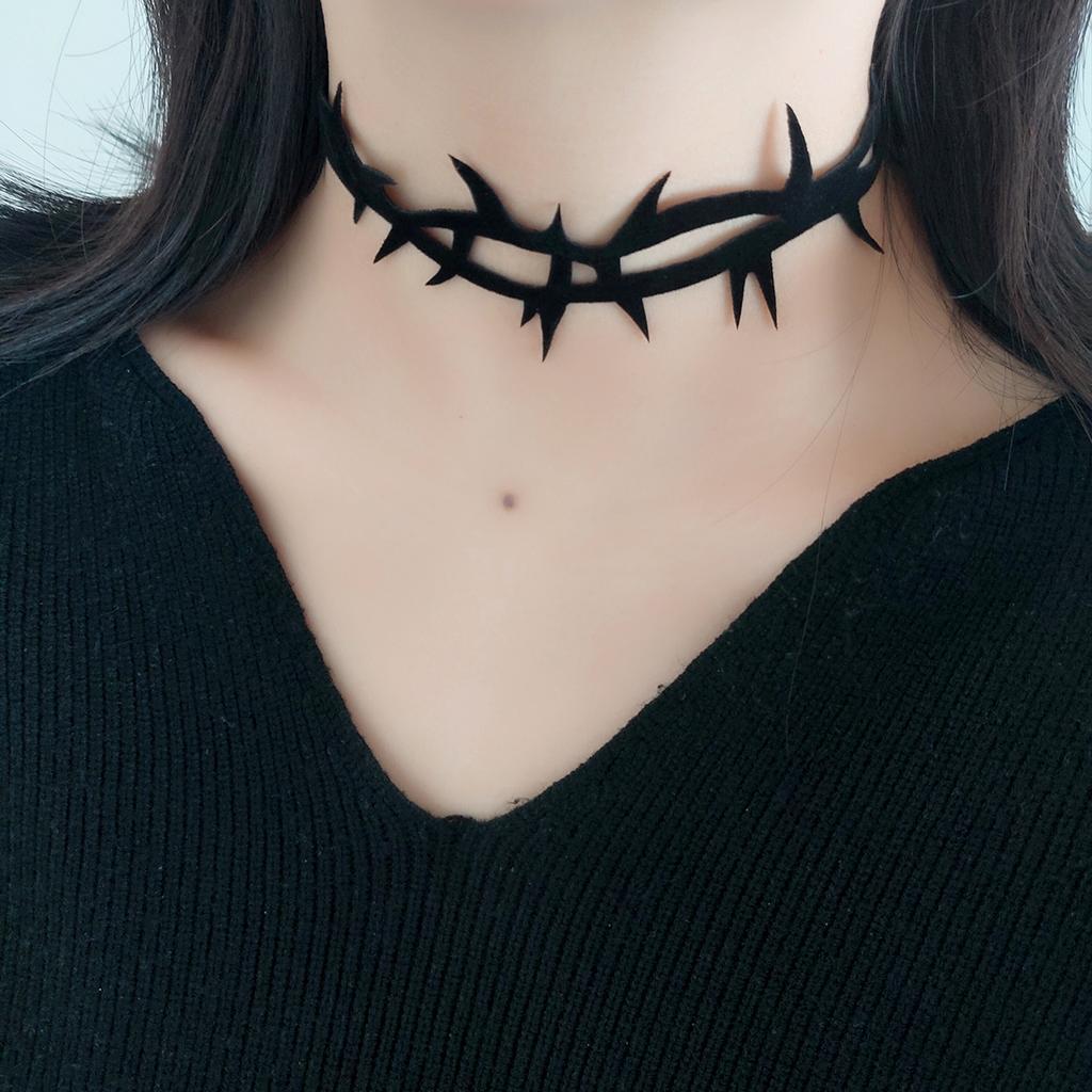 Dark tie Goth style personality fashion suede black thorn roleplay witch masquerade ball Strap choker Choker collar necklace gir