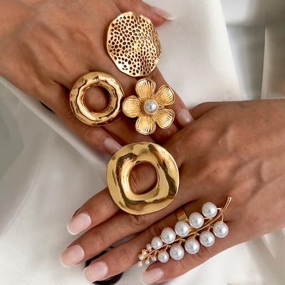 Salircon Ästhetisches Design Eingelegter Imitationsperlen-Blütenblatt-Ring für Damen Vintage Runder Metall-Fingerring Party-Schmuck