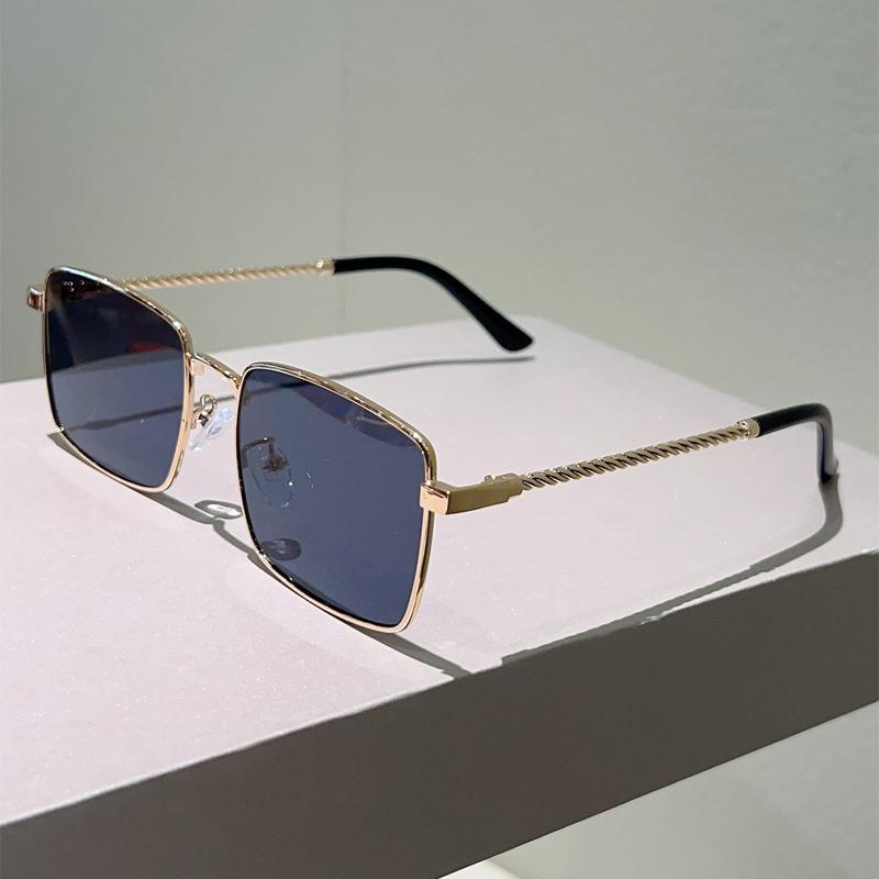 Vintage Square Sunglasses Men Fashion Full Metal Rim Casual Sun Glasses Women  New Trendy Retro Design Decor Shades