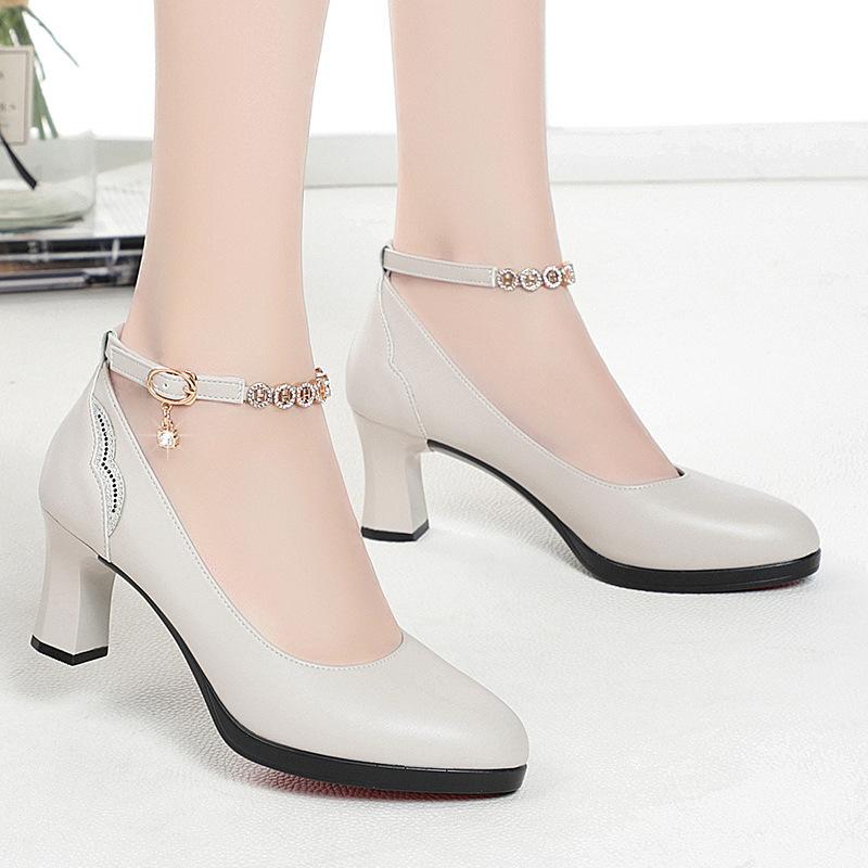 One-piece Buckle Shallow Mouth High Heels Pointed Waterproof Platform Model Catwalk Shoes No Tired Leather Shoes