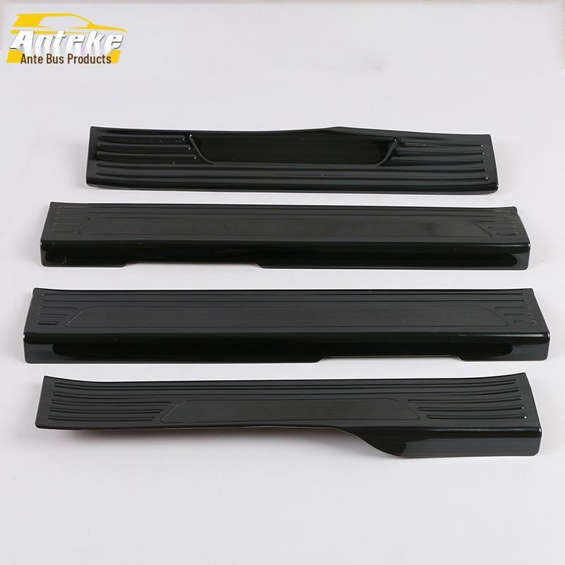 19 Hongguang PLUS Bright Sill and Trunk Bumper Strip Set