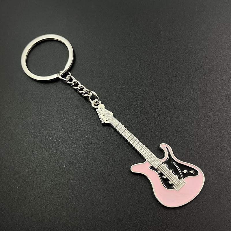 1PC New Dice Key Chain Metal Personality Dice Poker Soccer Guitar Model Alloy Keychain Gift Car Key Ring
