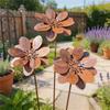 Vintage Rusty Iron Flower Garden Stake 3D Stereo Metal Flower Statue For Lawn Backyard Outdoor Garden Decor