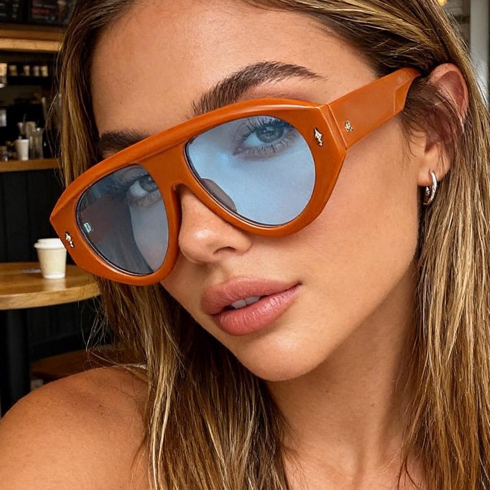 Attractive Glasses Women's Black/Blue One Piece Candy Color Oversize Sunglasses For New Fashion Rivet Gradient Sun Glasses Men Hip Hop Outdoor Shades