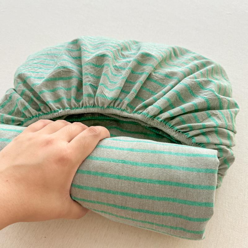 Pure Cotton Yarn-Dyed Washed Fitted Sheet: Non-Slip, Dustproof, Skin-Friendly Mattress Protector 3-Piece Set.