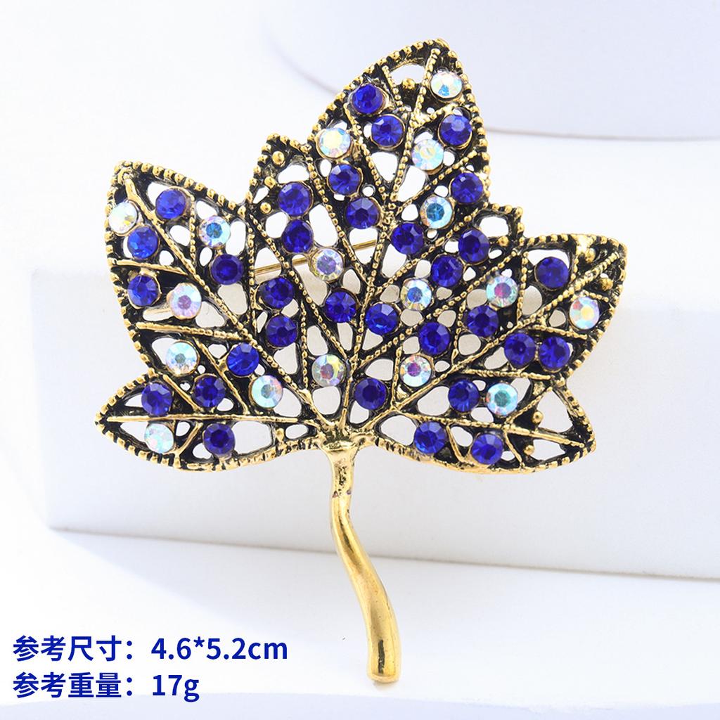 Vintage Fashion Brooch Niche High-End Sense Rhinestone Personalized Alloy Crown Corsage Bow Pin Accessories