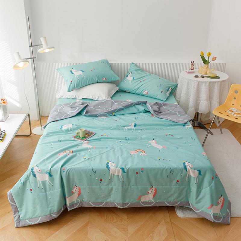 Cartoon Fish Pattern Summer Quilt 100% Cotton Soft Air Conditioning Thin Quilt for Kids Teens Home Sofa Bedroom Thin Blanket