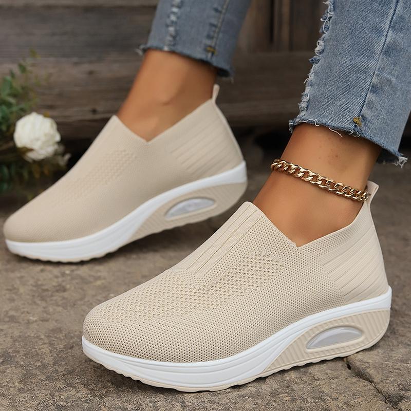 Modne Oddychające Dzianinowe Sneakersy na Koturnie Kobieta Wiosna Jesień Wsuwane Platformowe Sneakersy Sportowe Kobieta Plus Size Gruba Podeszwa Buty do Chodzenia