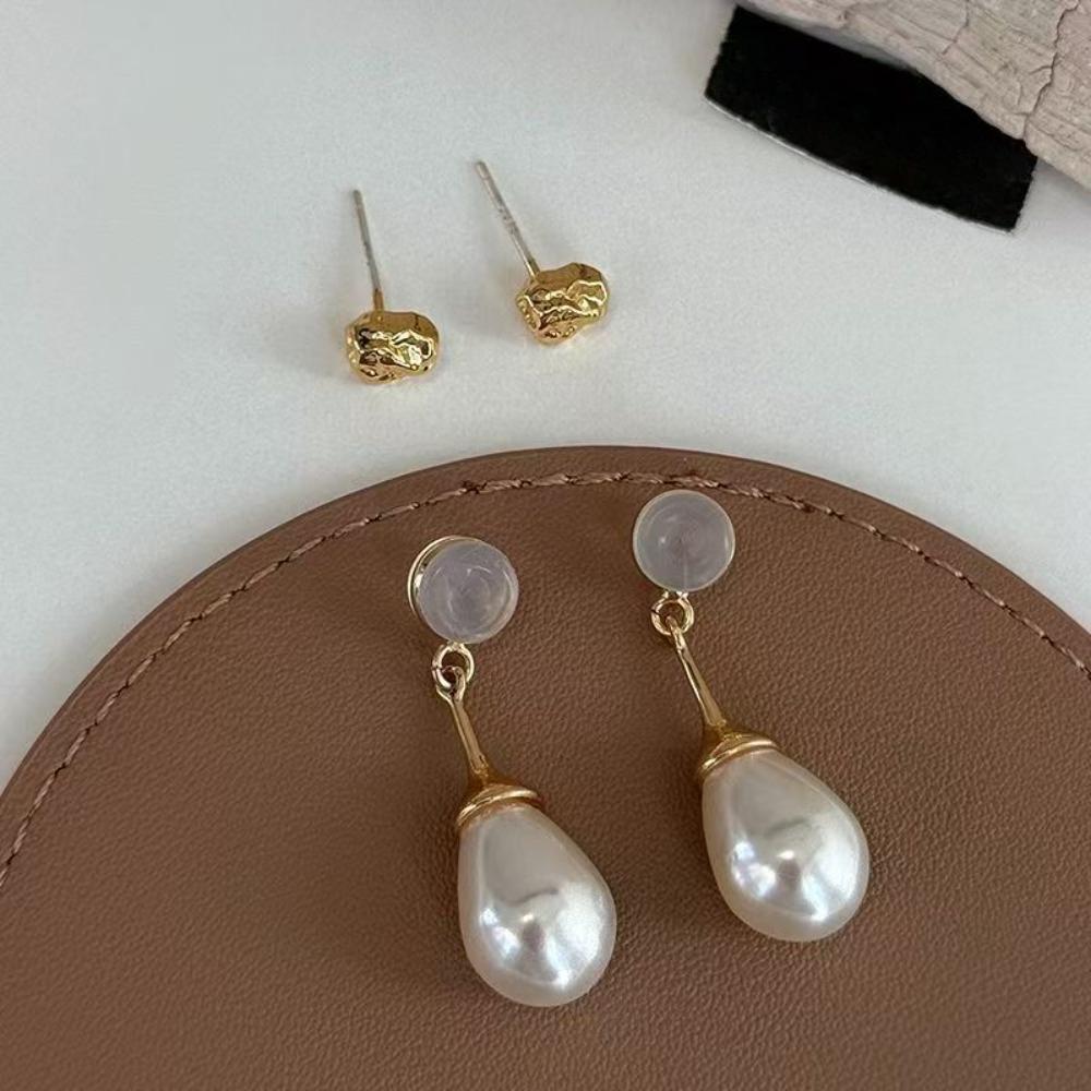 Korea Temperament Teardrop-shaped Imitation Pearl Pendant Irregular Liquid Metal Stud Earrings for Women Dangle Earrings Jewelry