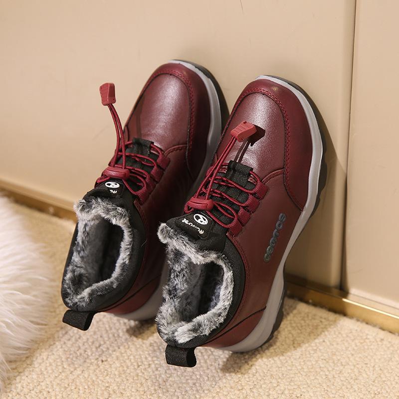 Winter new old Beijing cloth shoes velvet cotton shoes casual shoes thickened warm one pedal middle-aged and elderly snow boots