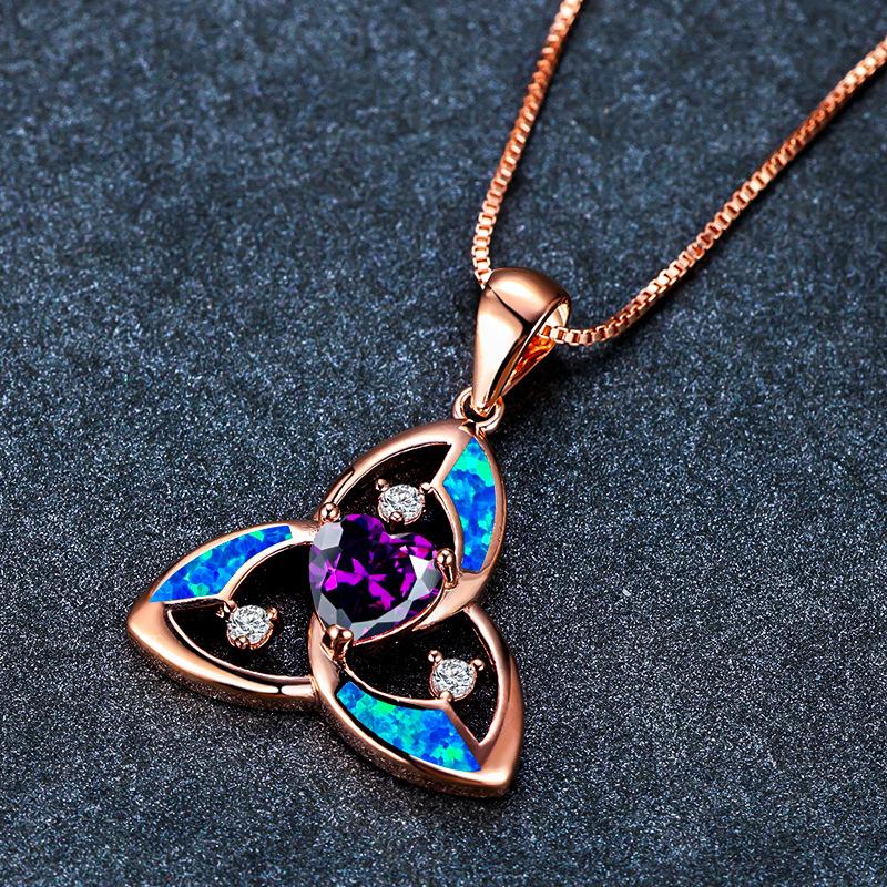New Rose Gold Pink Three Leaf Flower Pendant Necklace Elegant and High End Jewelry