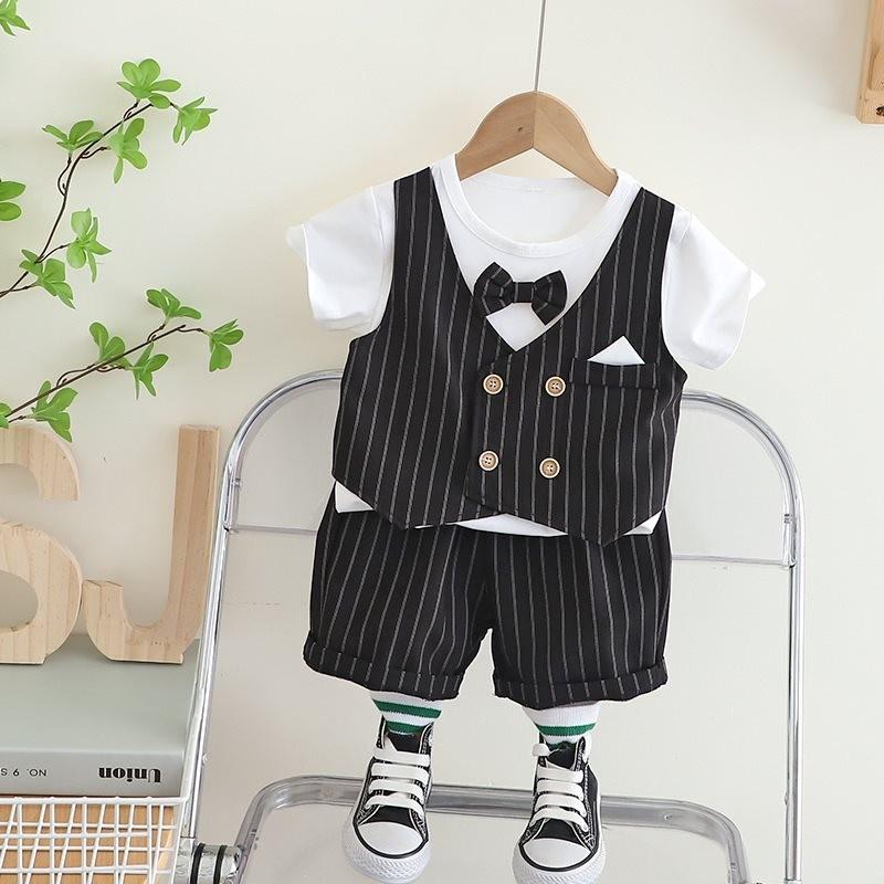 Stylish Boys Summer Outfit Set With Cute Bow Tie And Comfortable Shorts For Toddlers