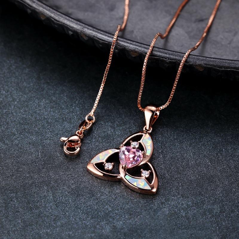 New rose gold pink love pink clover pendant necklace temperament premium jewelry