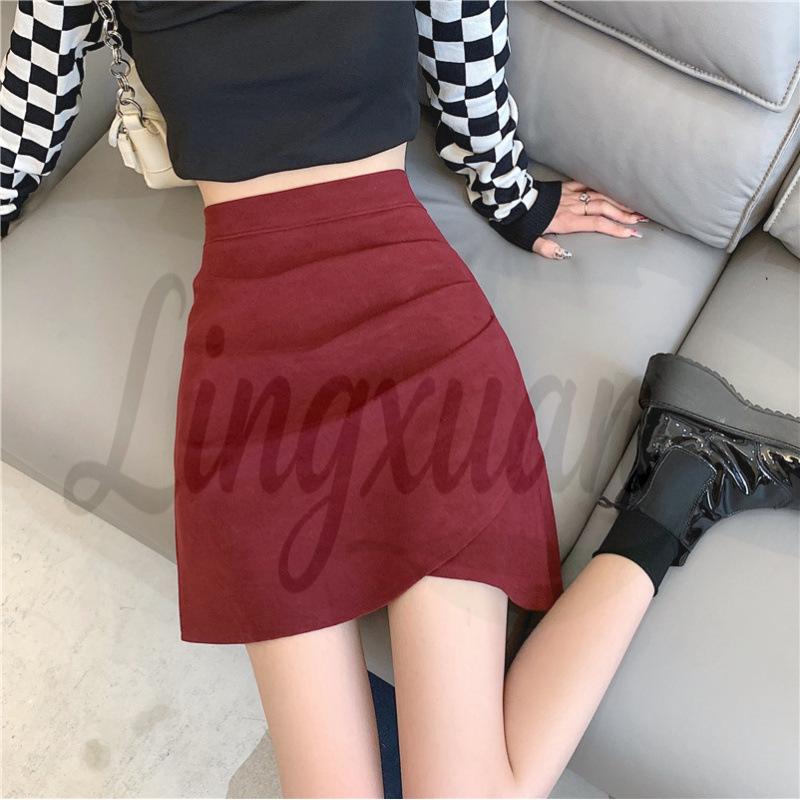 Plus Size Black Irregular High Waist Short Skirt - Autumn/Winter Slimming