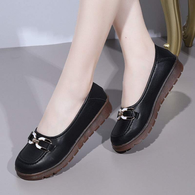 Real soft leather new pedals Doudou beef tendon soft-soled shoes non-slip middle-aged and elderly single shoes flat mother women's shoes casual
