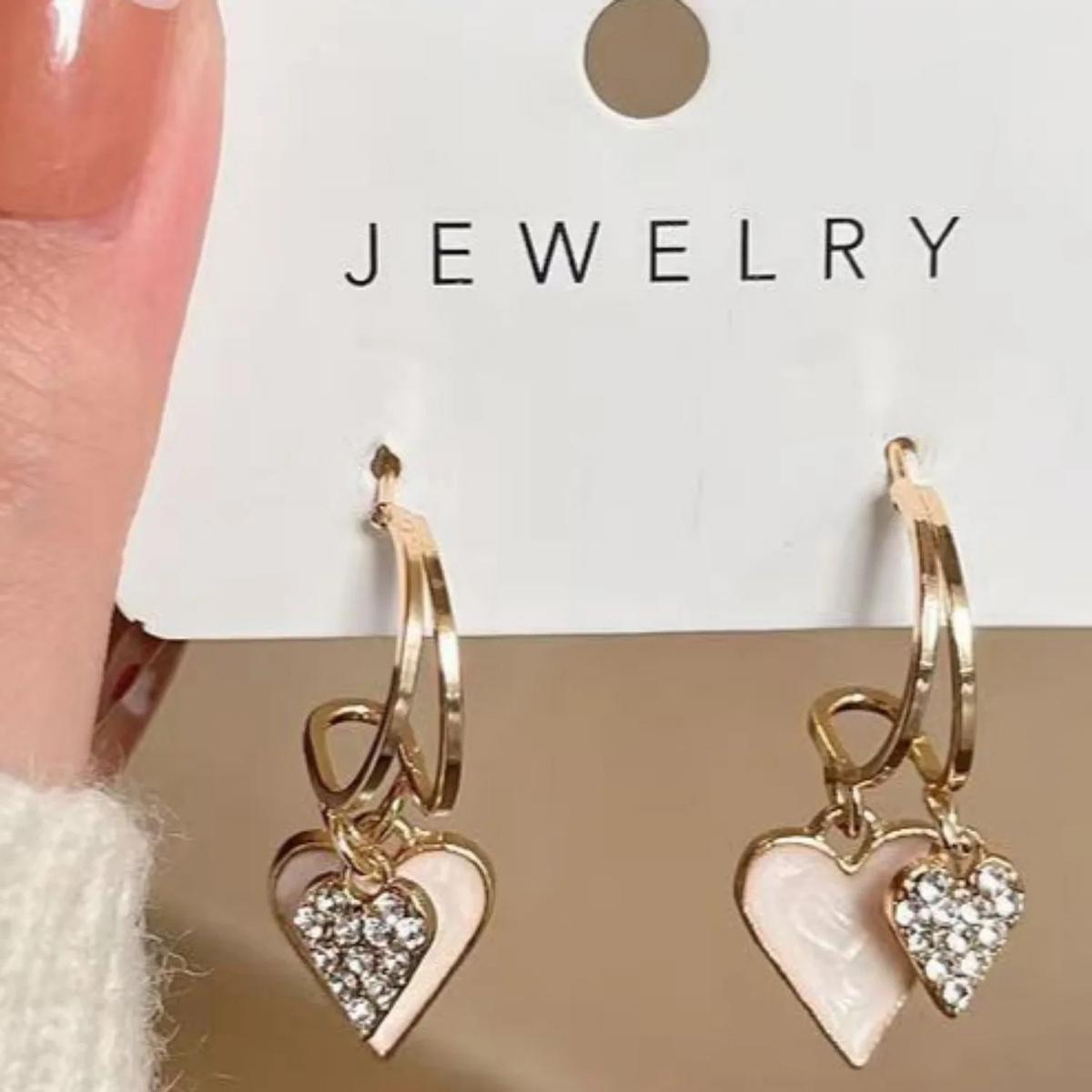 

1 Pair Elegant Heart-Shaped Design Earrings Luxurious Rhinestone Inlaid Pendant Women S Daily Holiday Wear Jewelry Accessories