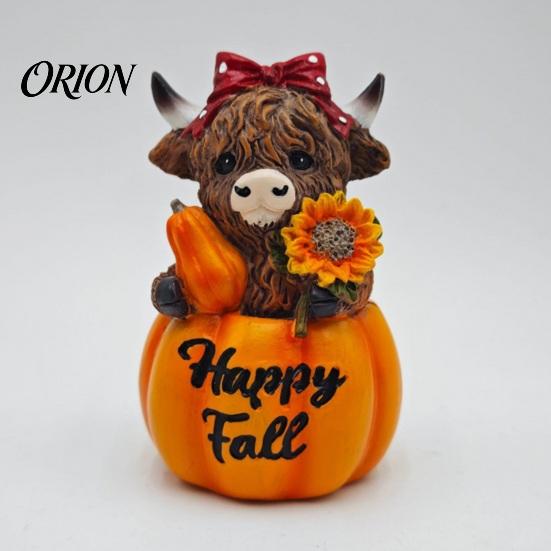 Autumn Harvest Pumpkin Decor Highland Cow Ornament, Resin Desktop Figurine Decorations, Creative Thanksgiving Table Centerpiece for Home Theme