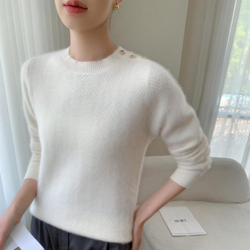 Elegant Style Cashmere Women's Round Neck Pullover Sweater with Diagonal Buttons - Warm, Skin-Friendly, Long Sleeve Autumn/Winter Top