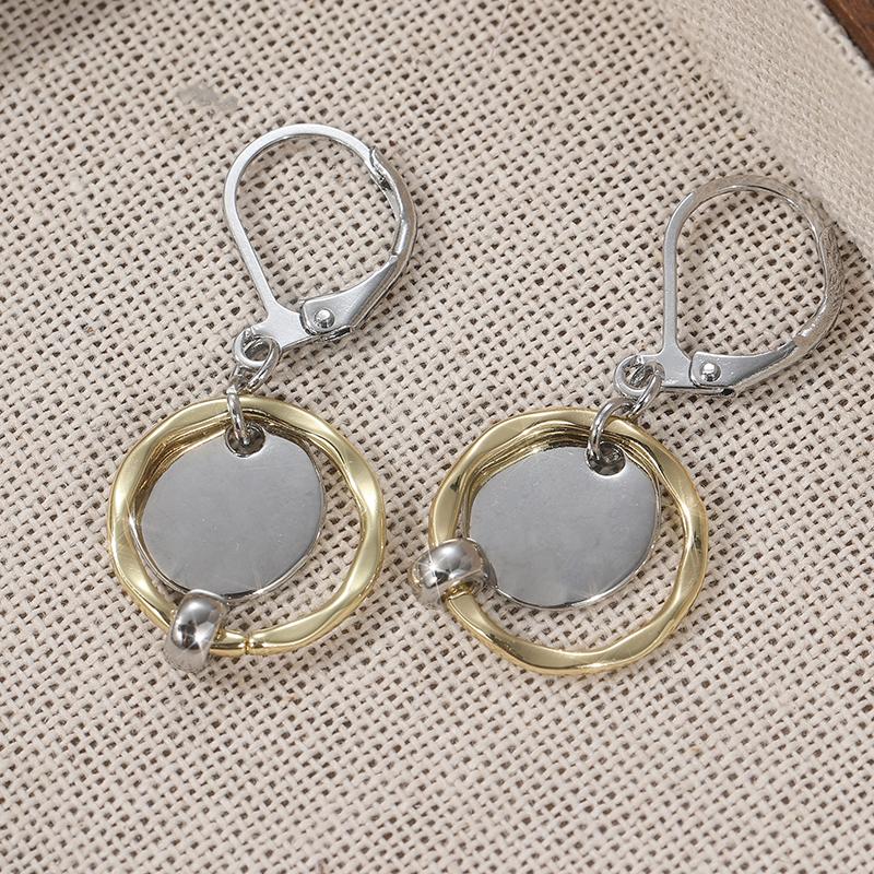 Vintage Round Inlaid Mitation Pearl Earrings Hollow Geometric Dangle Earrings Women Concise Banquet Jewelry Accessories