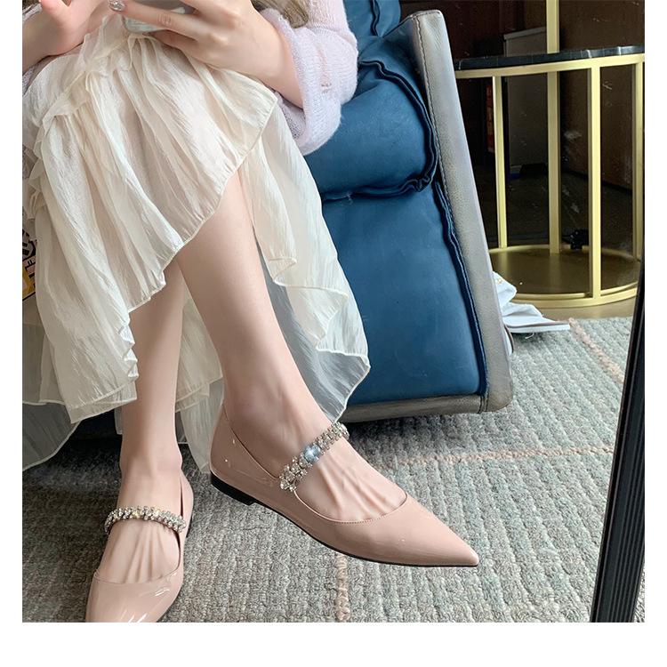 2025 Frühling/Sommer Damen Schuhe mit niedrigem Absatz und spitzer Zehenpartie mit Diamantriemchen – Zarter Feen-Stil