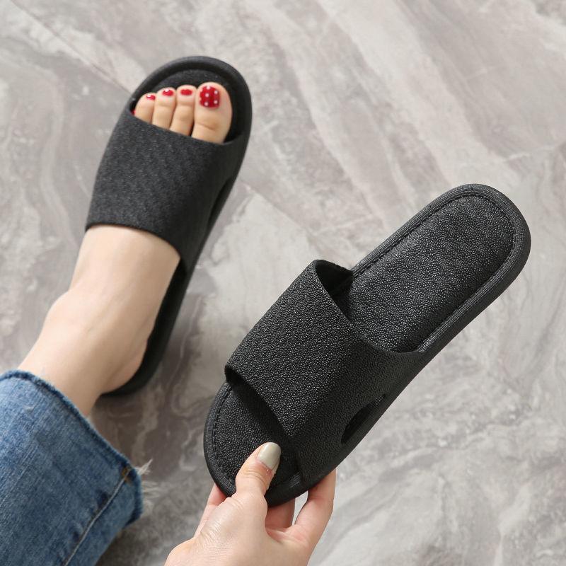 Сандалии и тапочки для женщин — фото 6