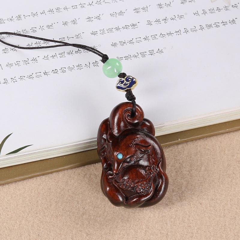 Подвеска «Девятихвостая лиса» из сандалового дерева: Ретро Брелок и Подвеска для Телефона Подарок