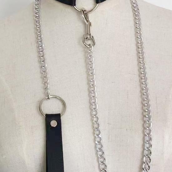 Yousheng Ženy Umělý kožený límec Vodítko Řetízek Dekor Nastavitelný erotický milenec náhrdelník Cosplay Nightclub Party Choker Individuální šperky na krk