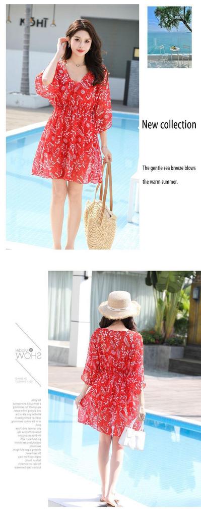 Plus-Size Three-Piece Swimsuit Set: Slimming Design with Belly Cover and Split Bikini Bottom.