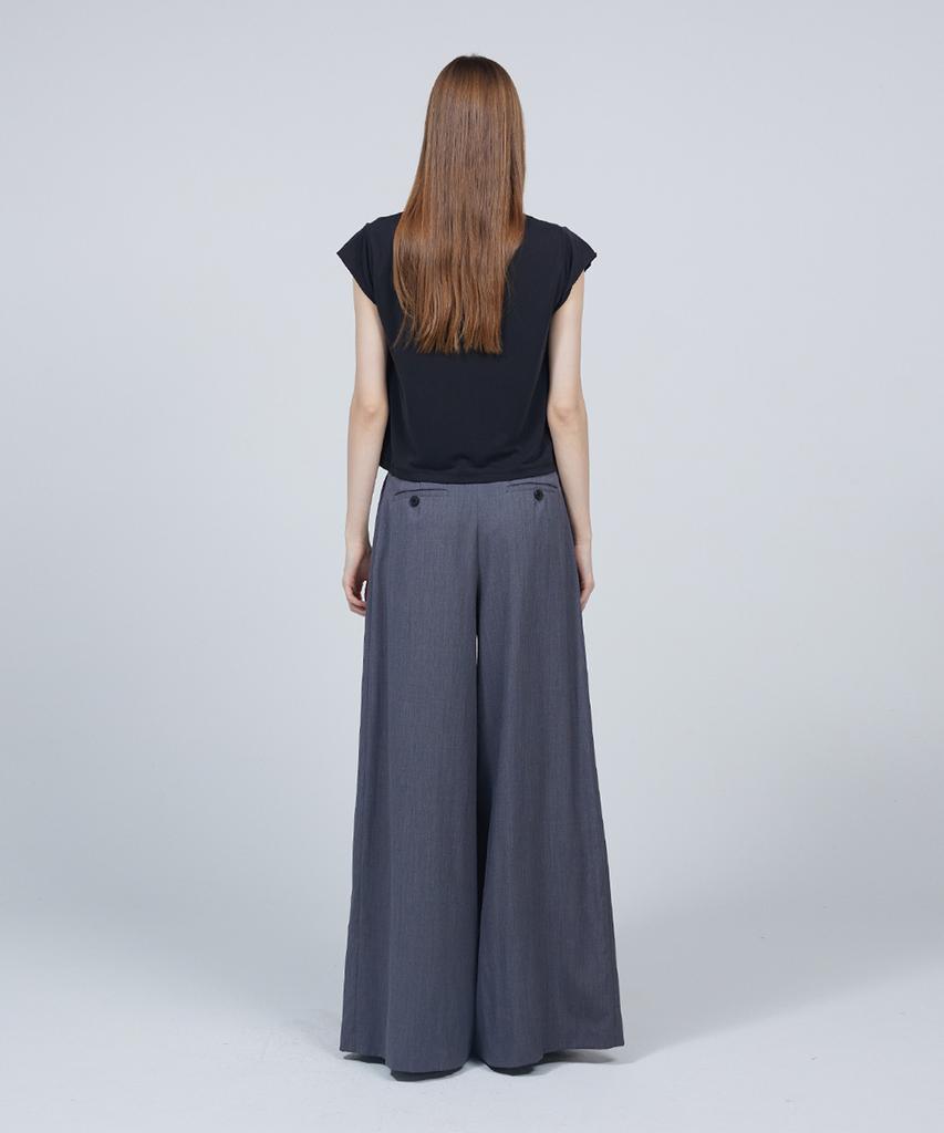 Meuameu [Essential] Logo Basic Slim T-Shirt