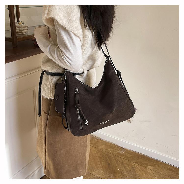 1Pc 2026 New Fashionable Versatile Retro Foreign Style Underarm Bag Solid Color Texture Shoulder Messenger Bag