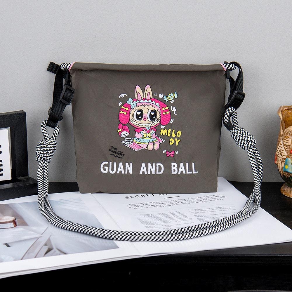 

LABUBU вишивка високої якості шопінг маленька сумка модна сумка через плече KTY