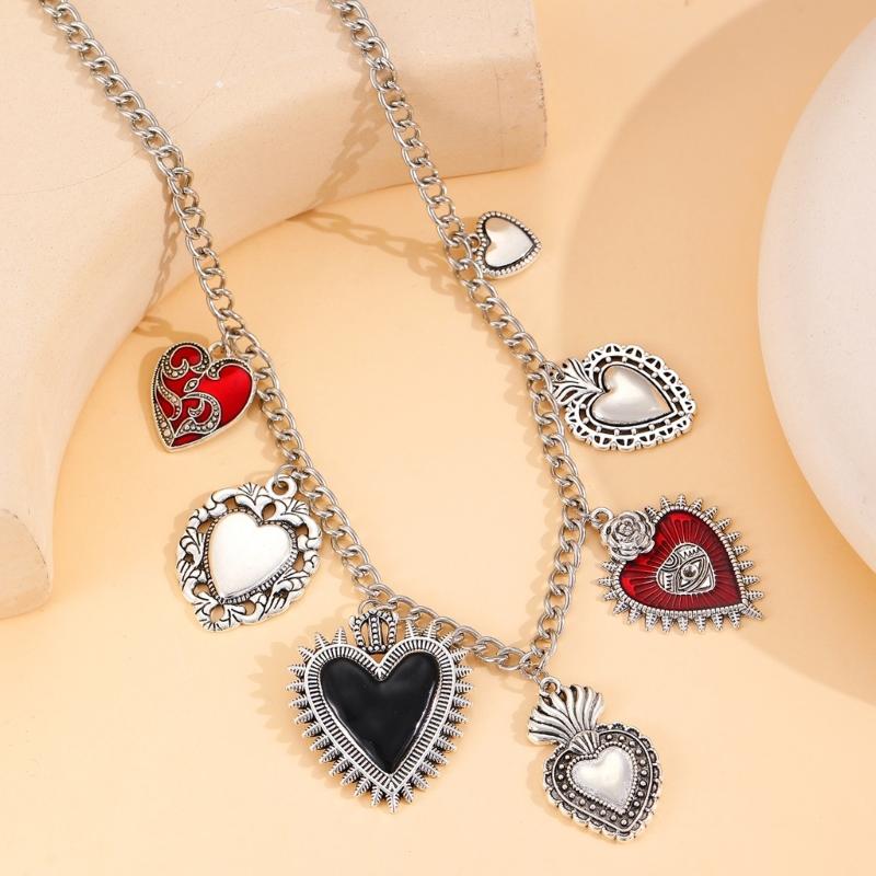 Fashionable Gothic Chunkies Chain Necklace With Flaming Heart Charm and Evil Eyes Pendant for Halloween Jewelry