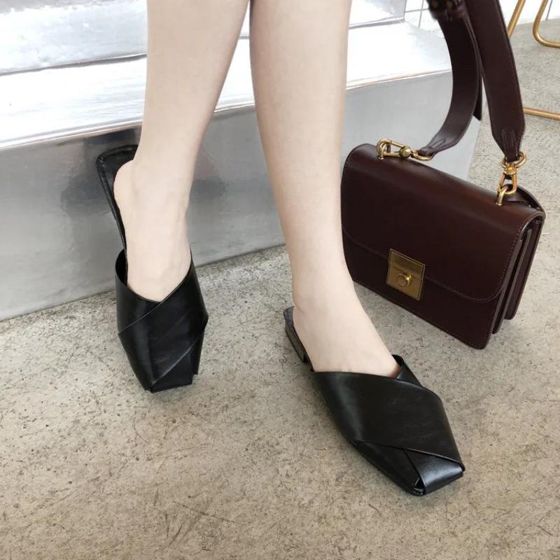 Fashion Flat Apricot Outside Shoes for Women Woman Slippers Sandals Slides Leather On Beach Job Mules New Style Natural Skin Fashion B W