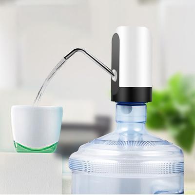 Automatischer Schalter, Ein-Klick-Wasserflaschenpumpe, USB-Ladefunktion, Wasserspenderpumpe, Getränkepumpenspender