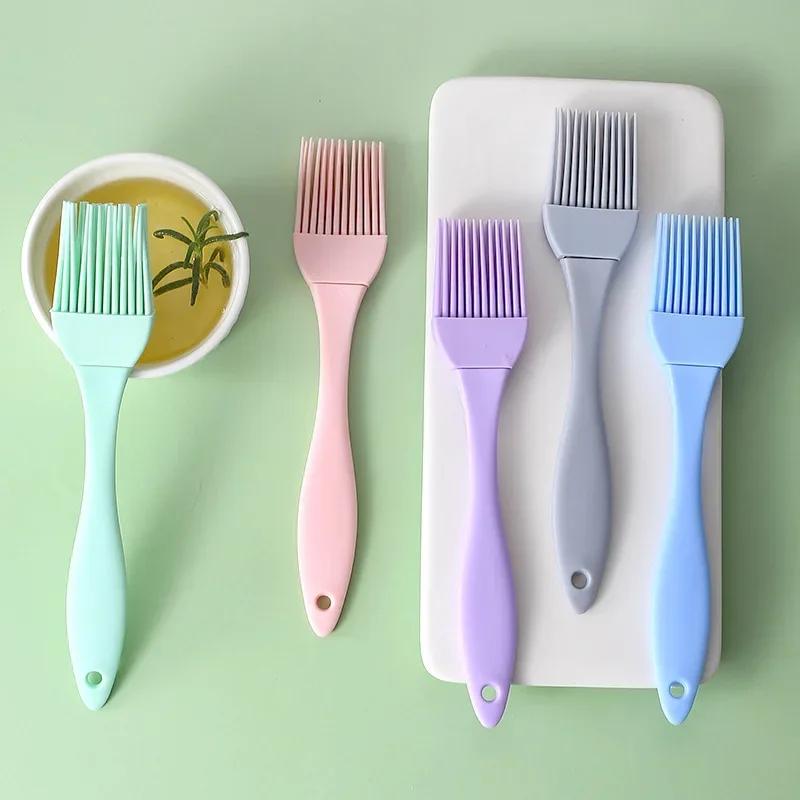 Silicone Brush for BBQ, Oil Brush for Cooking and Baking, Kitchen Tools for Home, 1 Set