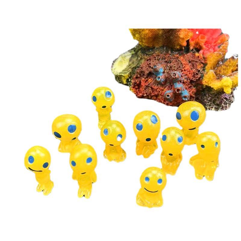 Glowing Alien Tree Spirit Resin Figurine - Creative Anime Micro Landscape Ornament