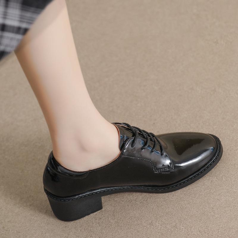 Women's Black Genuine Leather Flat Mid-Heel Shoes - British Style, Soft Bottom, Comfortable for Work, Autumn 2024 Collection
