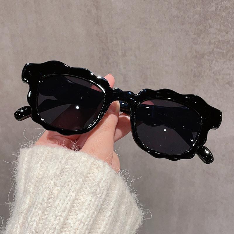 Square Women Men Sunglasses Rectangle Designer Flower Sun Glasses Male Retro Black Lens Driving Fishing Cloud Eyewear